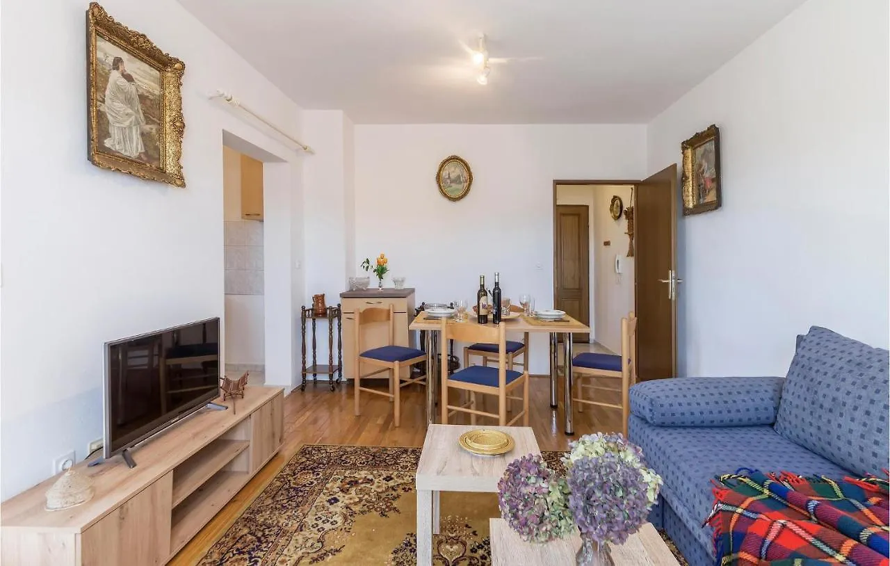 Awesome Apartment In Funtana With Wifi Croatia